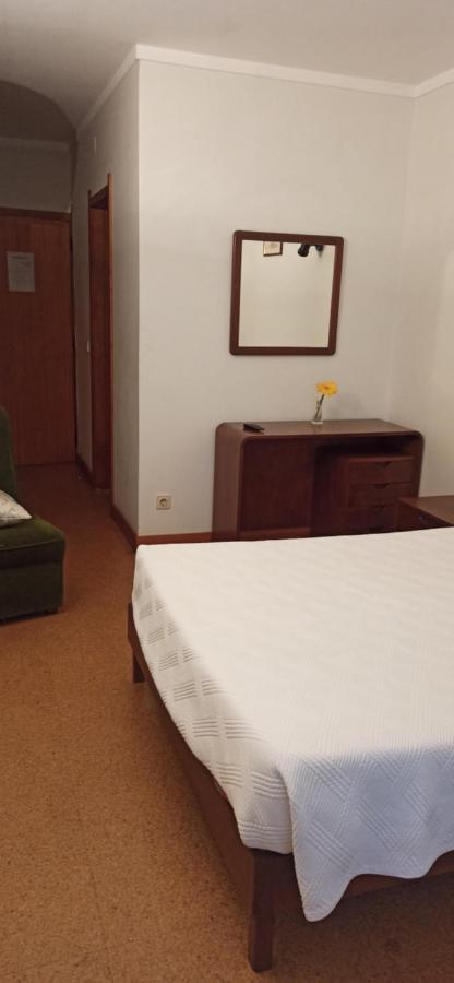 Pensao Continental Machado Hotel Caldelas Bagian luar foto