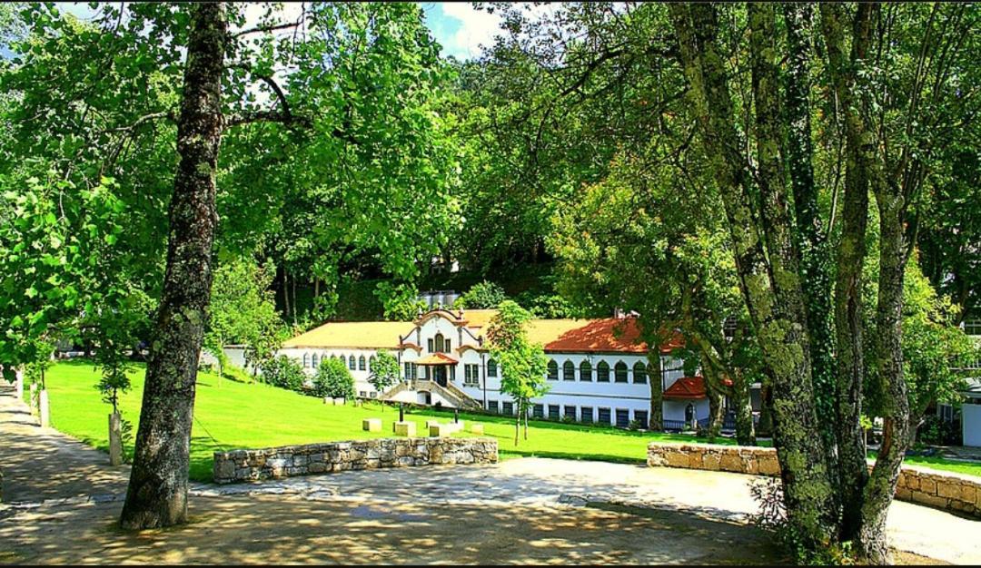 Pensao Continental Machado Hotel Caldelas Bagian luar foto